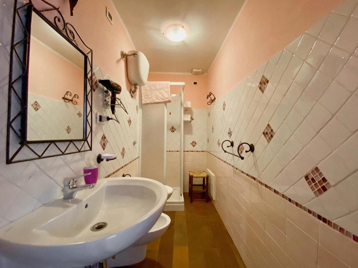 Domos Antigas Bed & Breakfast Bottidda Dış mekan fotoğraf