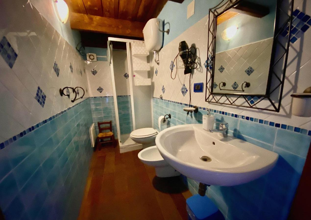 Domos Antigas Bed & Breakfast Bottidda Dış mekan fotoğraf