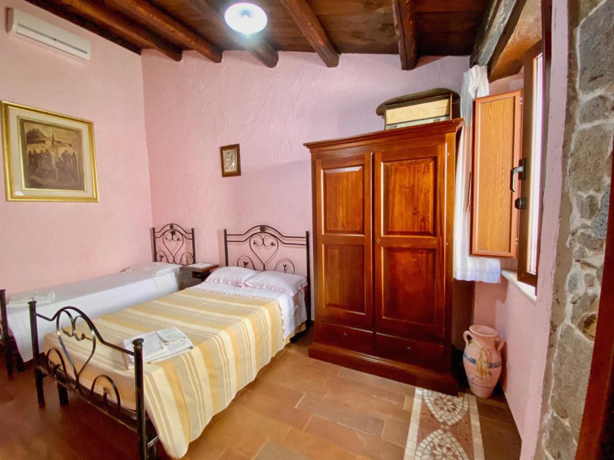 Domos Antigas Bed & Breakfast Bottidda Dış mekan fotoğraf